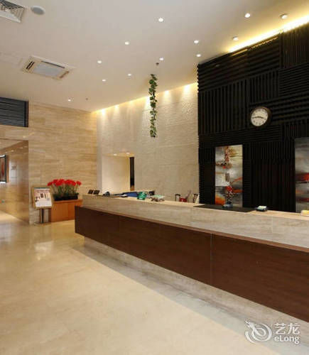เจไอ โฮเทล เซี่ยงไฮ้ จิงอานเทมเปิล คังติงโร้ด Hotel ภายนอก รูปภาพ